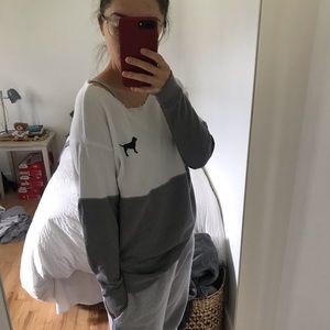 Oversized VS Pink slouchy sweatshirt